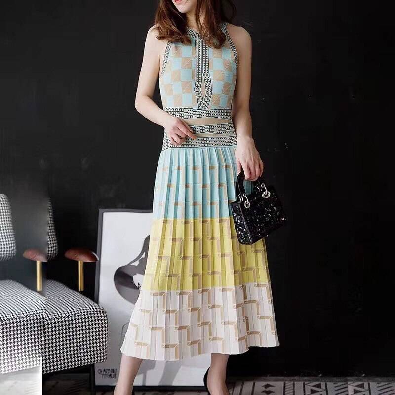 Sleeveless Geometric Knitted Dress
